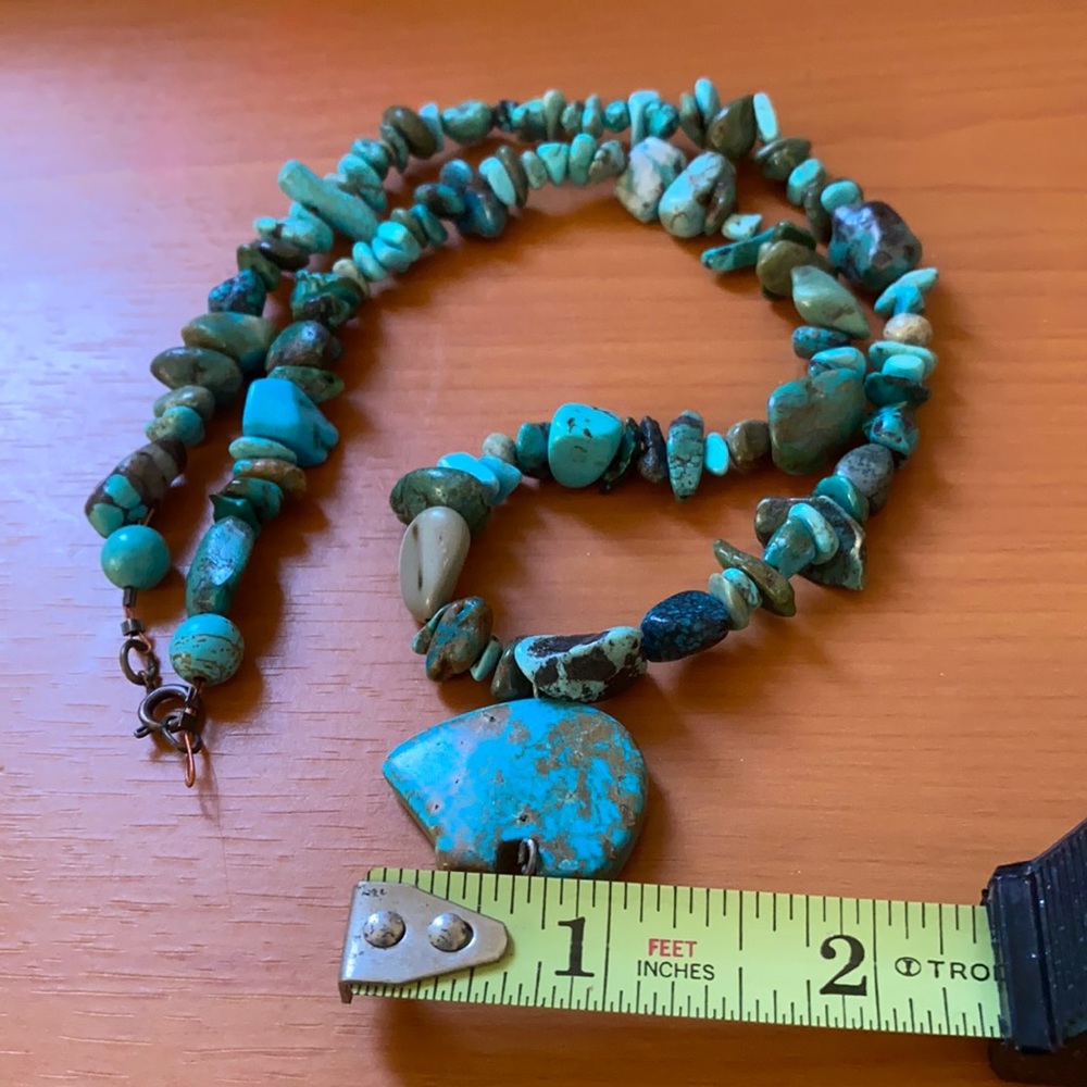 Vintage Zuni bear turquoise necklace